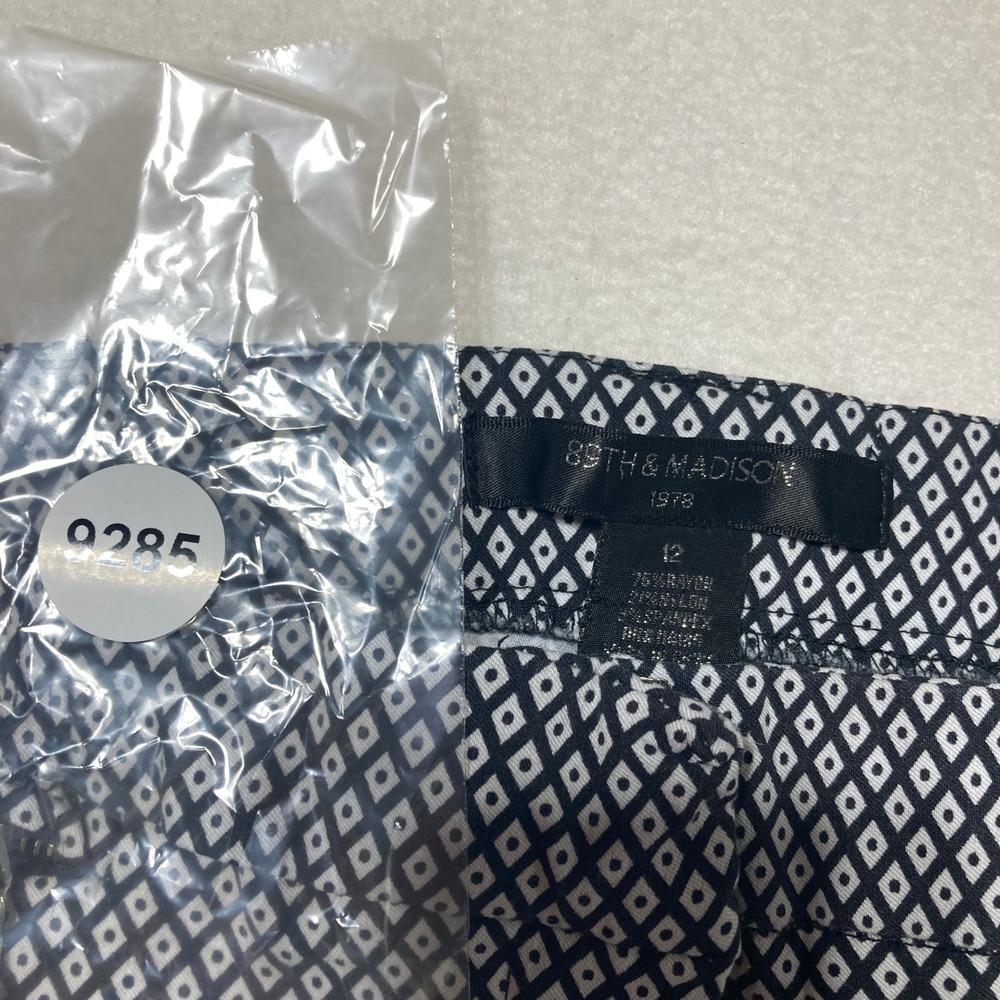 Beth & Madison Black & White Diamond Print Career Pants Size 12 - Picture 12 of 12
